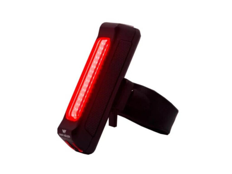 LUZ TRASERA USB 100L VAN029